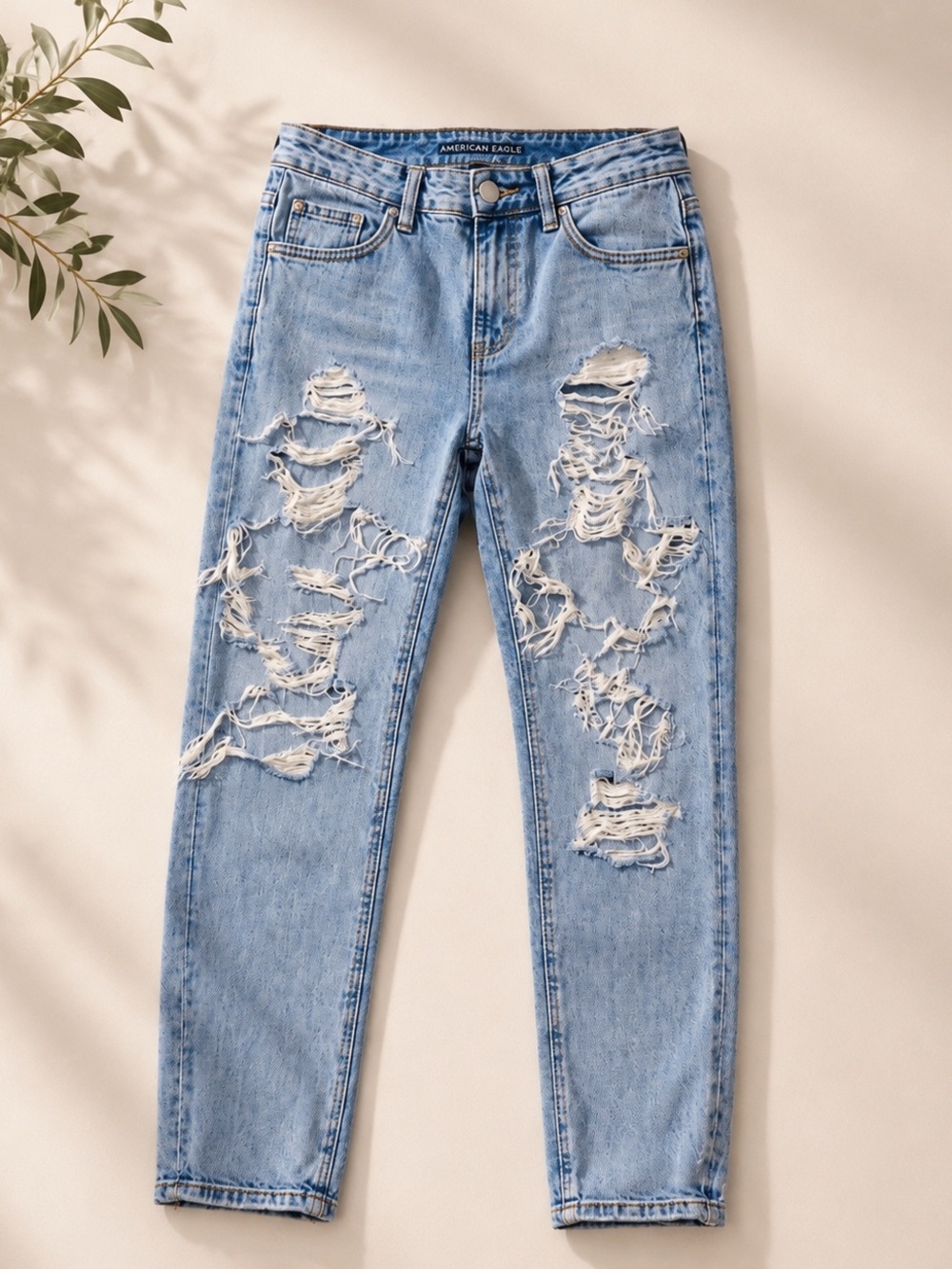 American Eagle High-Rise Ripped Blue Jeans Size 4 Distressed Skinny Denim